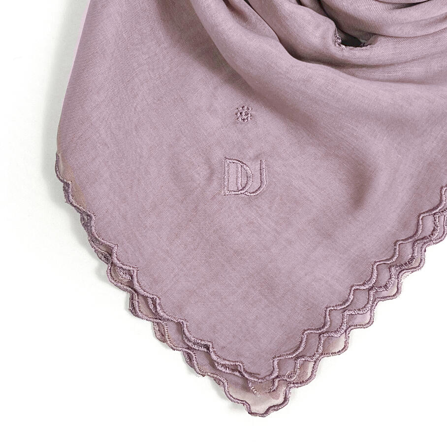 Hijab Paris Segi Empat Tepi Kecil Purple